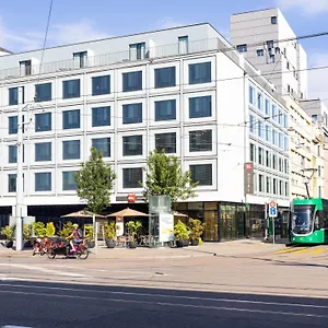 ** Szálloda Ibis Bahnhof Svájc