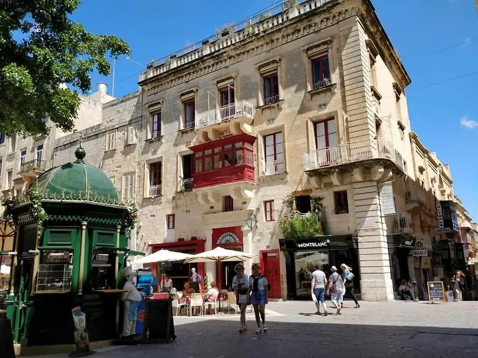 Luciano Valletta Boutique 2*,  Malta