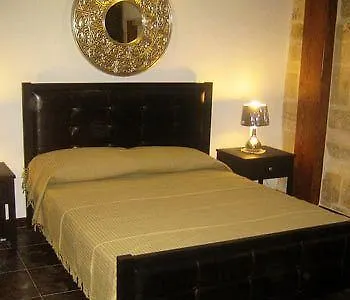 ** Pensiune Luciano Valletta Boutique Malta
