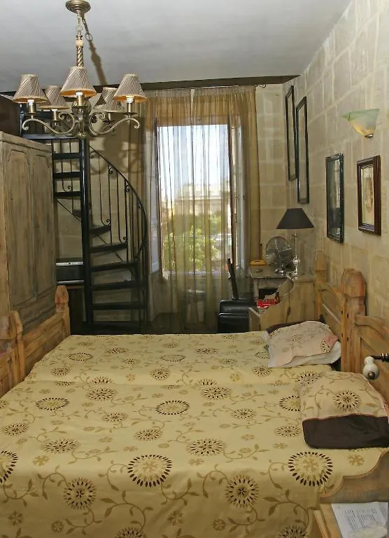 Luciano Valletta Boutique 2*,  Malta